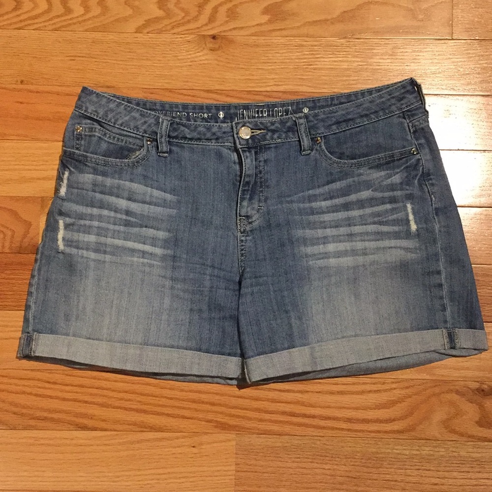 Jennifer Lopez Boyfriend Short jean shorts